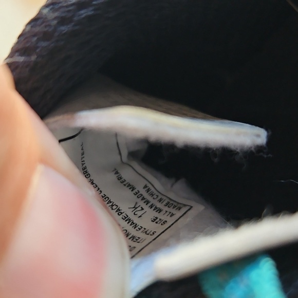 DSG Soccer Cleats - Picture 12 of 12